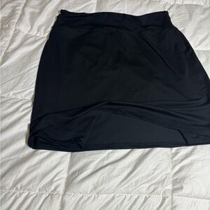 Chic Black Mini Pencil Skirt with Asymmetrical Slit for Casual Work